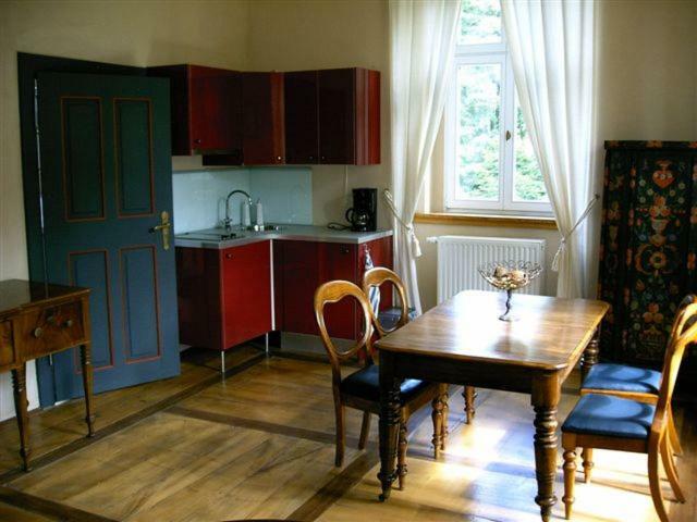 Rittergut/Gutshaus Grossgestewitz Наумбург Екстериор снимка